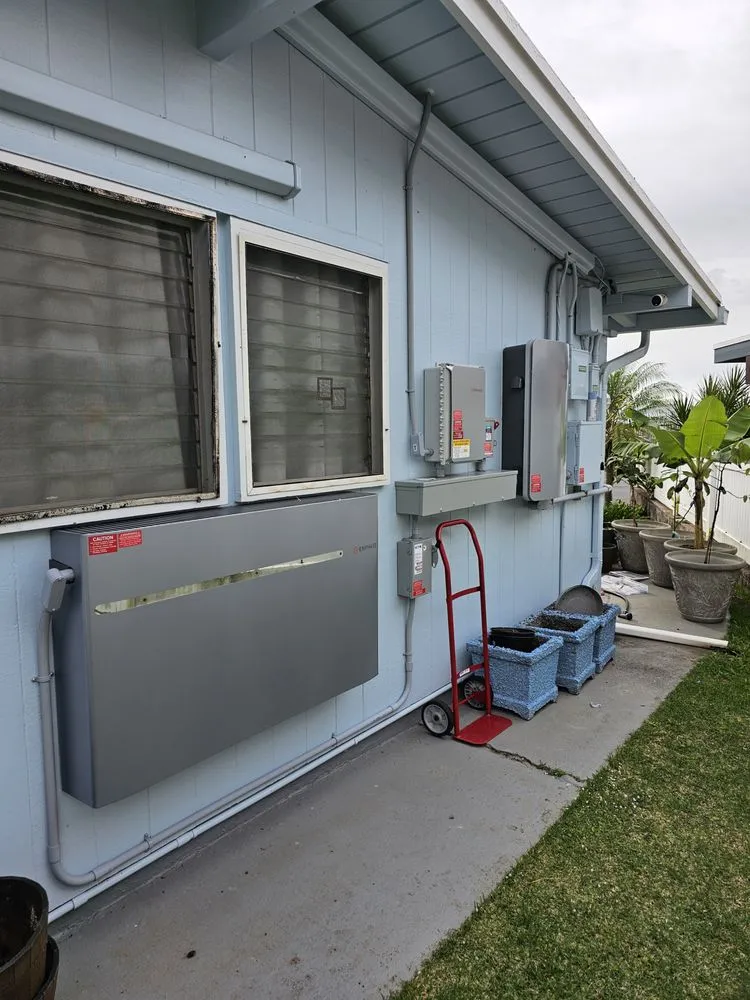 Slide of OceanHead Solar & Electric