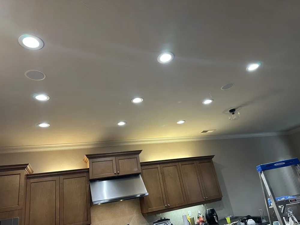 Slide of Ochinero Electric