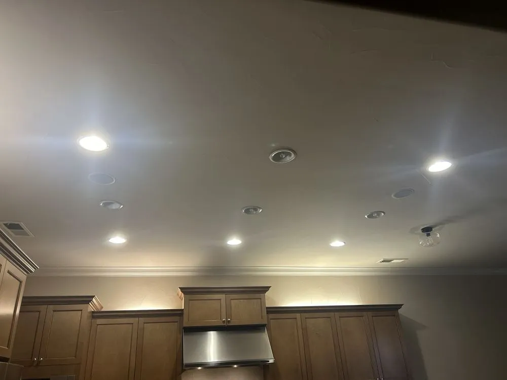 Slide of Ochinero Electric