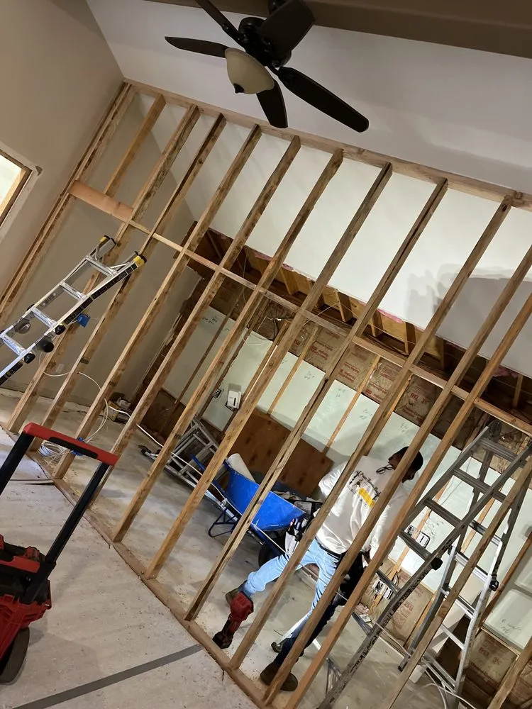 Slide of Ochinero Electric