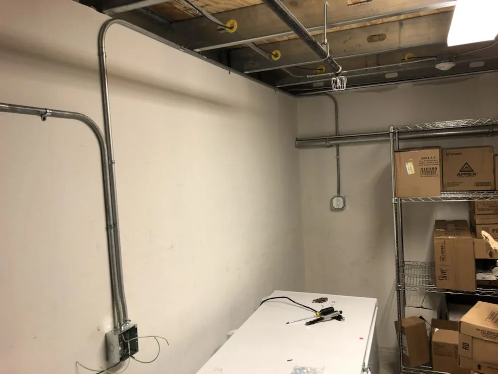 Slide of Ochoa Electric Services