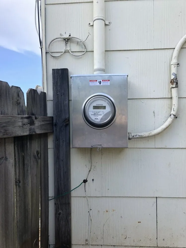 Licensed lighting installation in , by Ochoa Electric Services