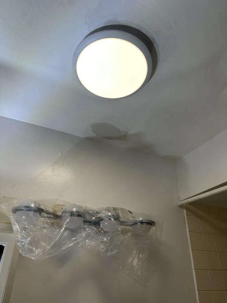 Slide of Ochoas electrical