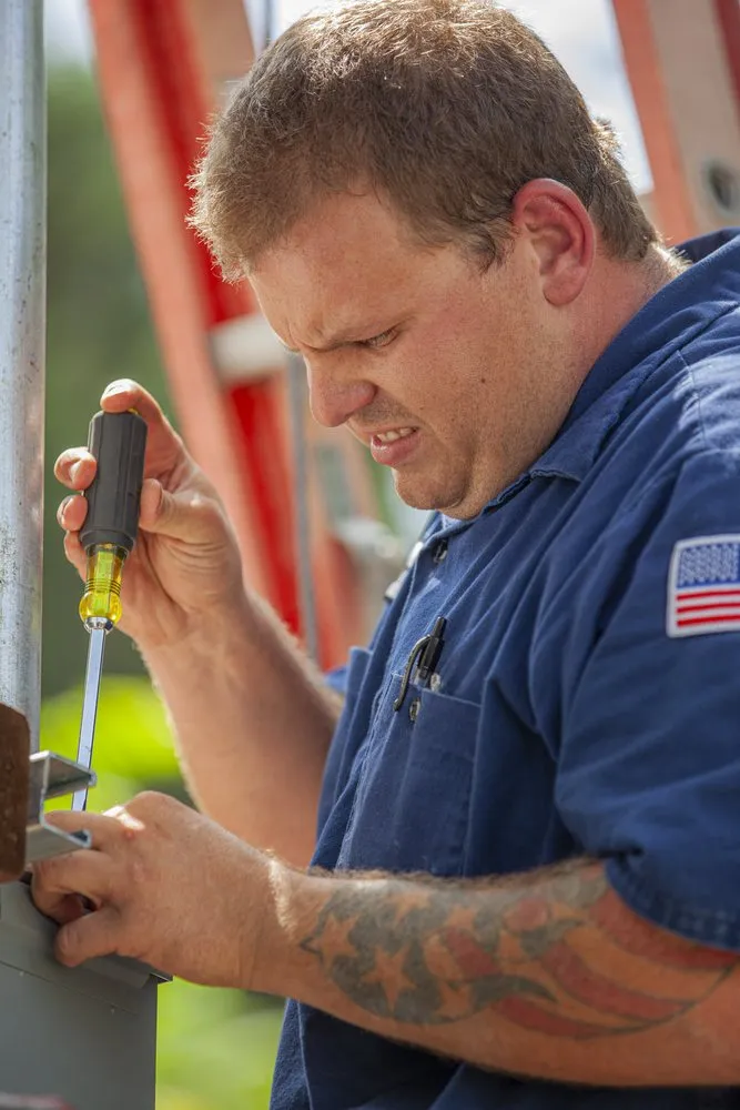 Trusted circuit breaker repair service in , - Oconnell Star Electric House