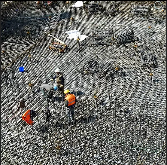 Certified electrician providing wiring installation in , 