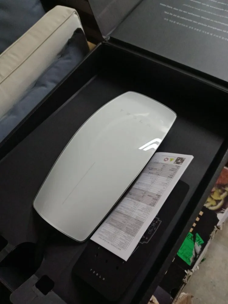 Slide of OG ELECTRIC