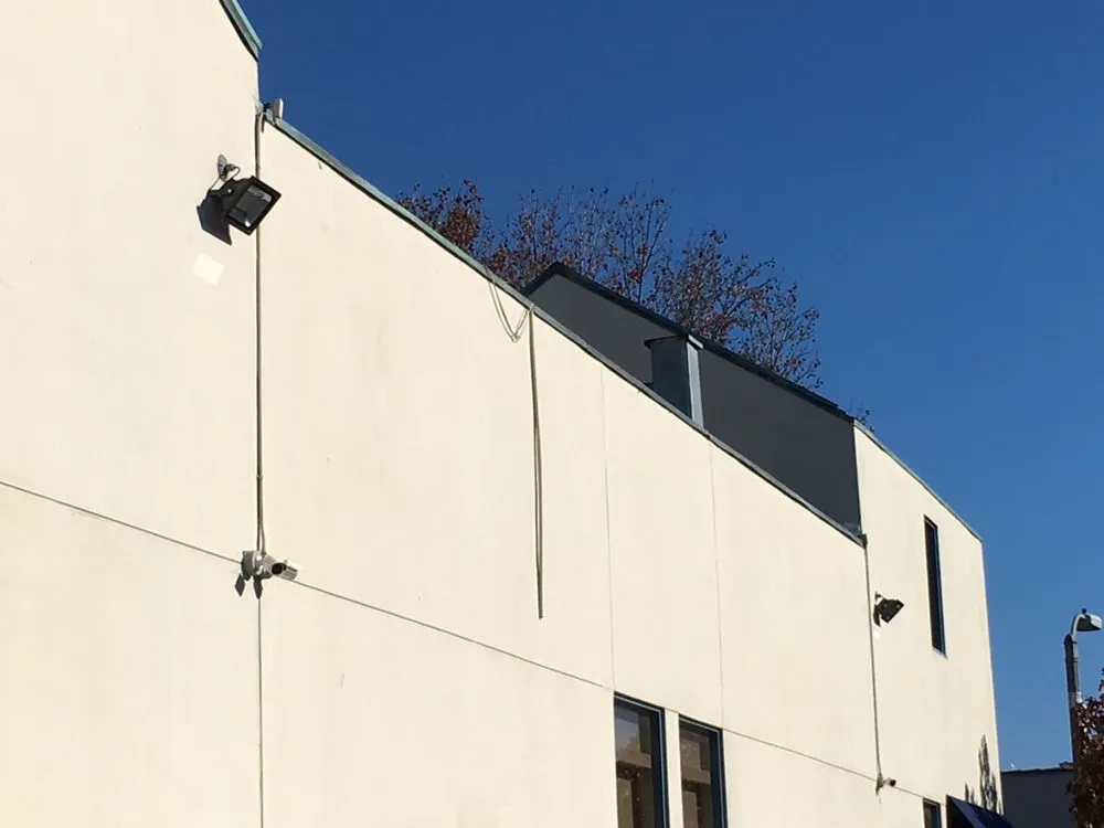 Slide of Ohanes Electric