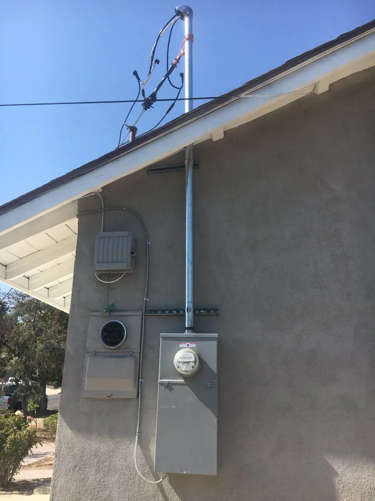 Slide of Ohanes Electric