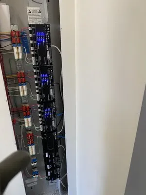 Ohanes Electric Logo