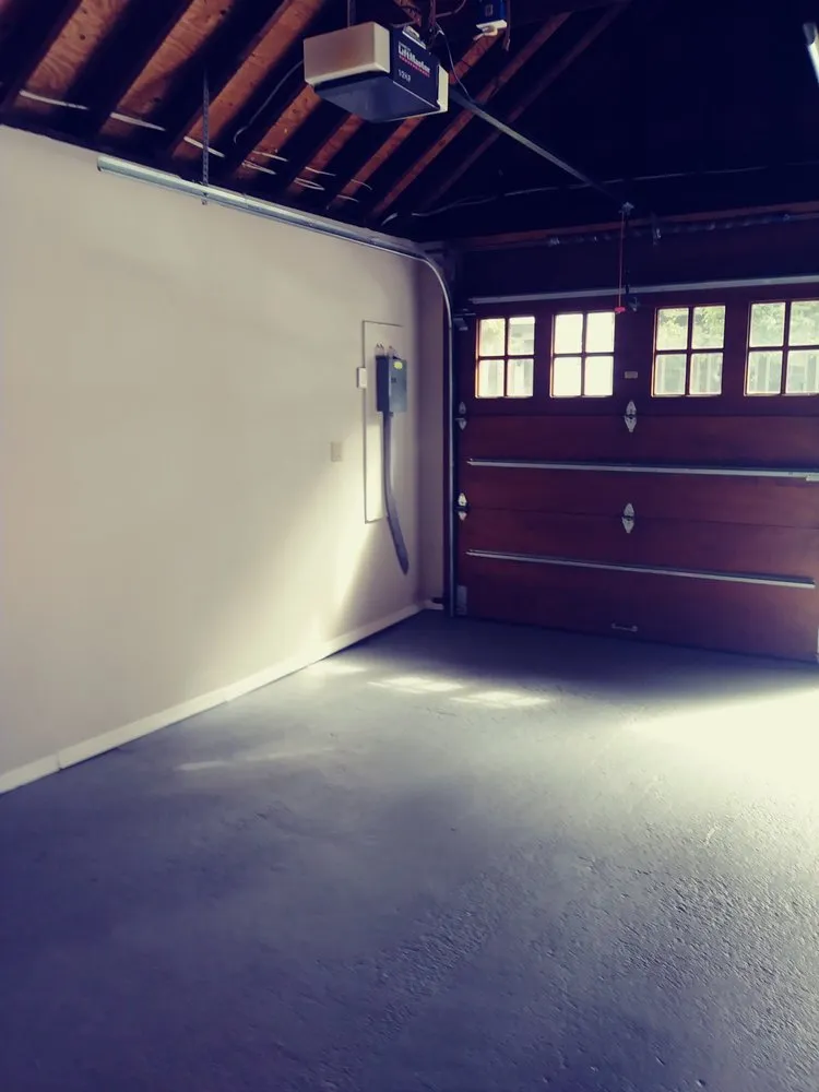 Slide of OJ Home Improvements