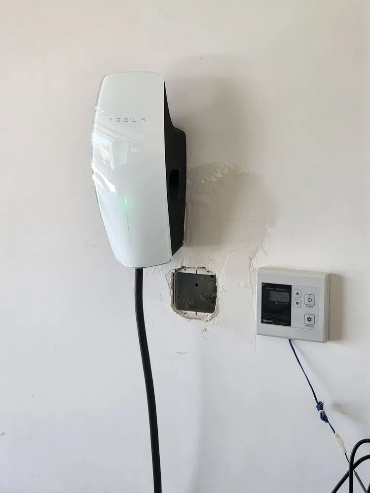 Slide of Olatunji Electric & Solar