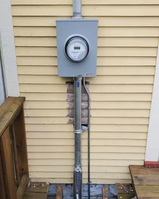 Old East Dallas Electricians Logo