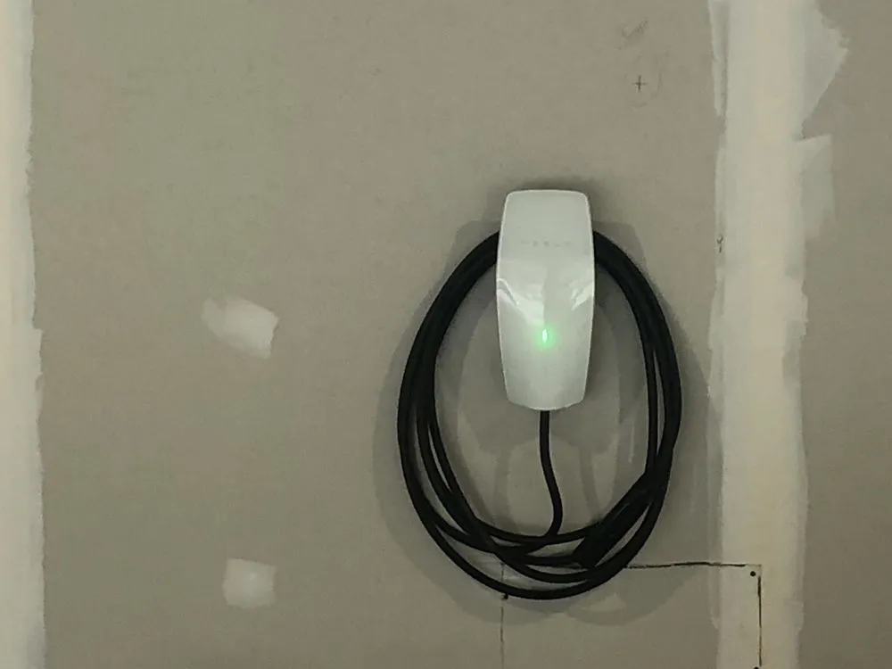 Slide of Old Skool Electric