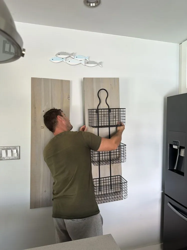 Slide of Oleg Handyman