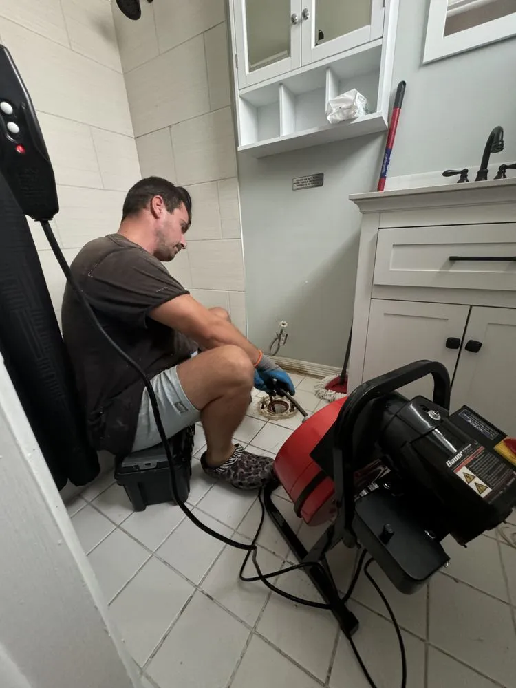 Slide of Oleg Handyman