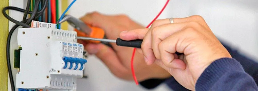 Slide of Oliver Electric