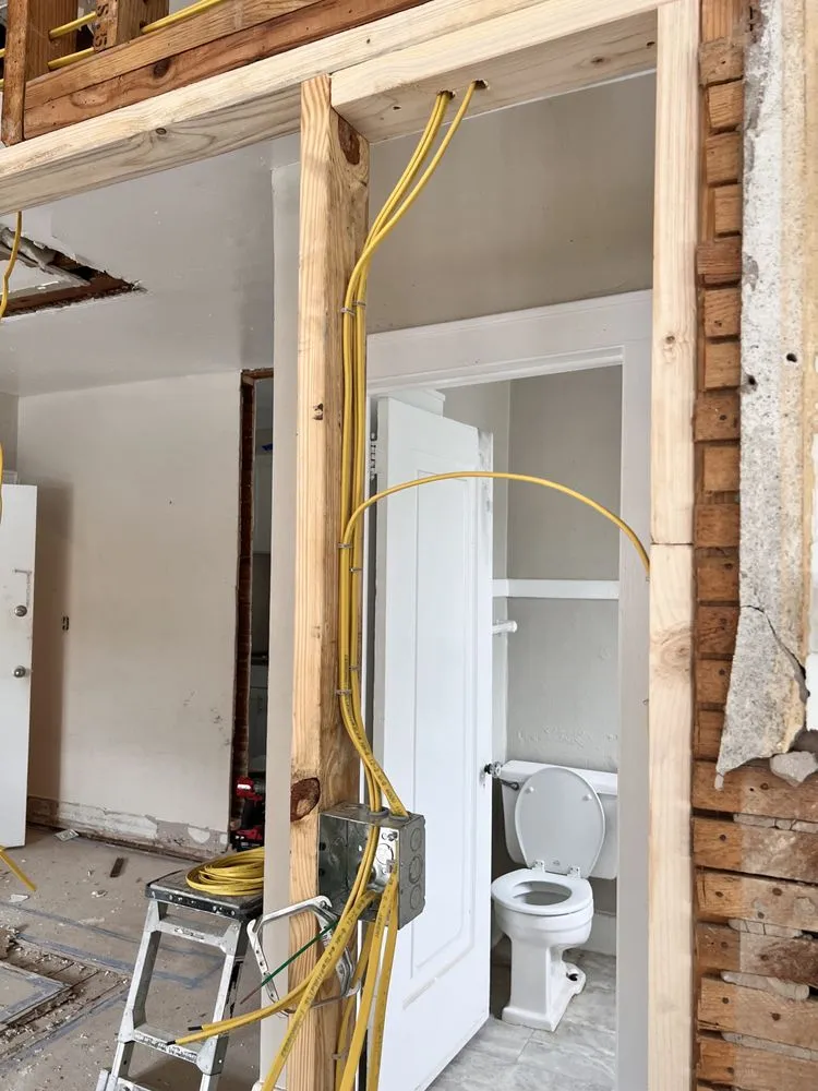 Expert electrician providing wiring installation in Tampa Bay, FL - Oliver Watts