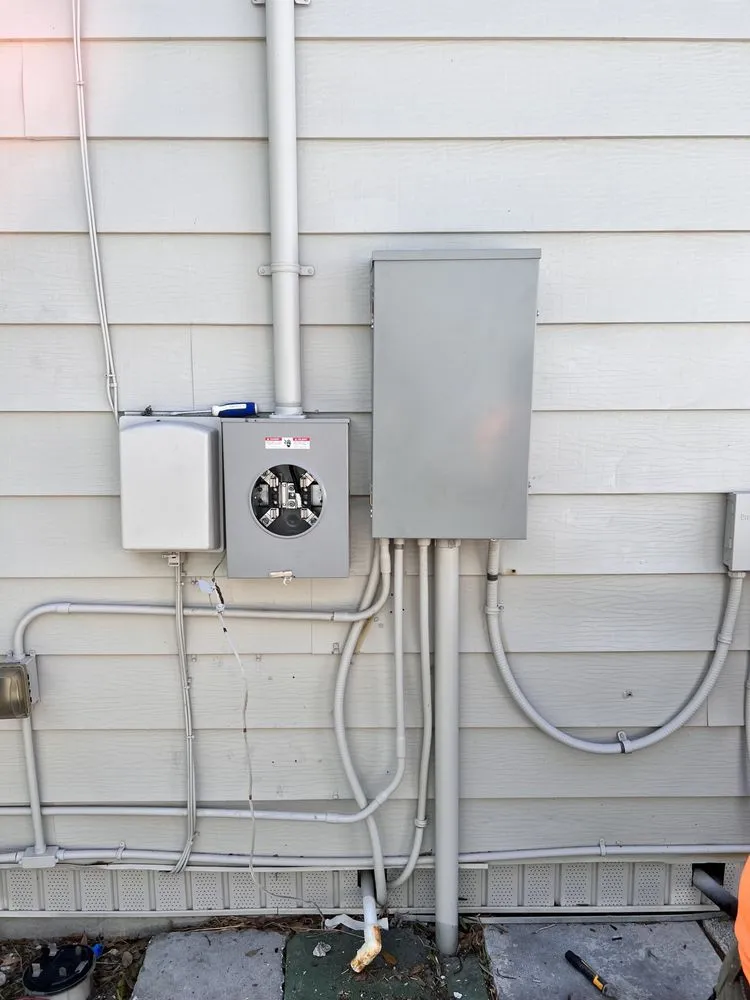 Affordable outlet and switch repair service in Tampa Bay, FL - Oliver Watts