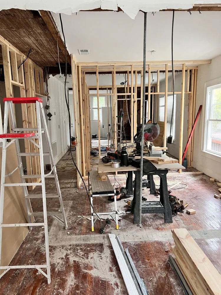 Affordable electrician providing wiring installation in Tampa Bay, FL - Oliver Watts