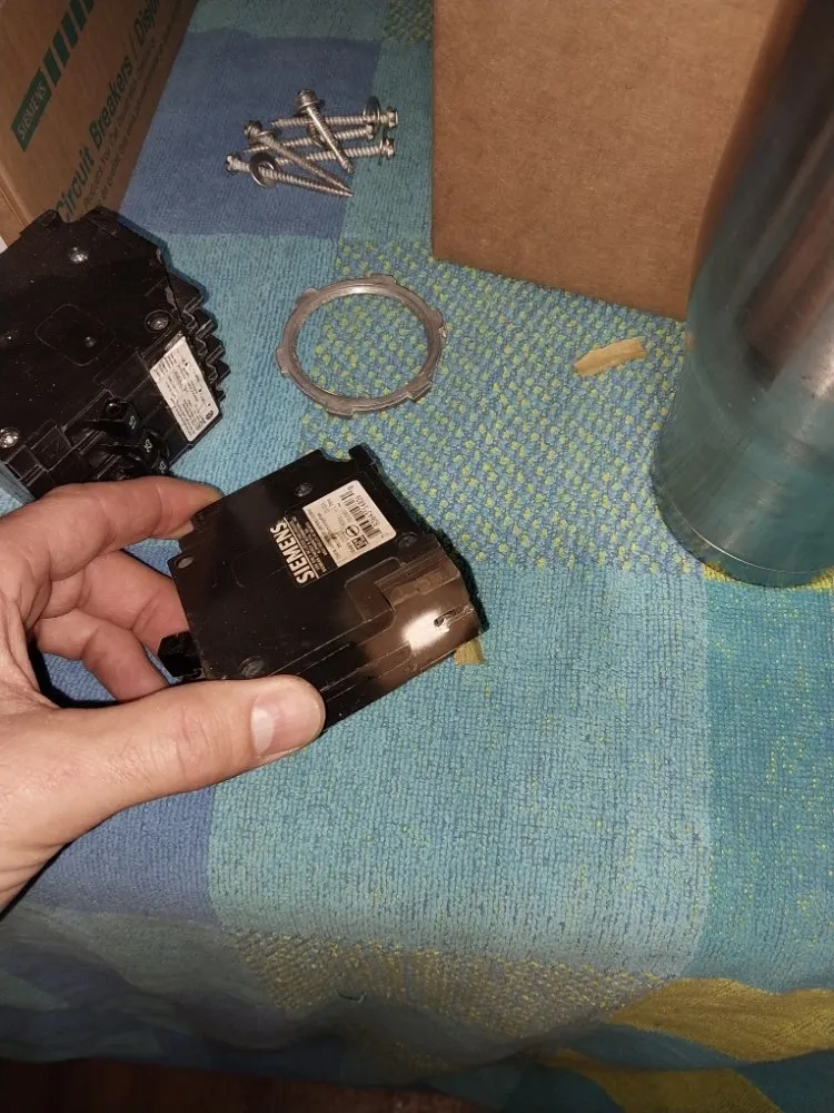 Licensed outlet and switch repair in Spavinaw, OK by Ollie's Electric