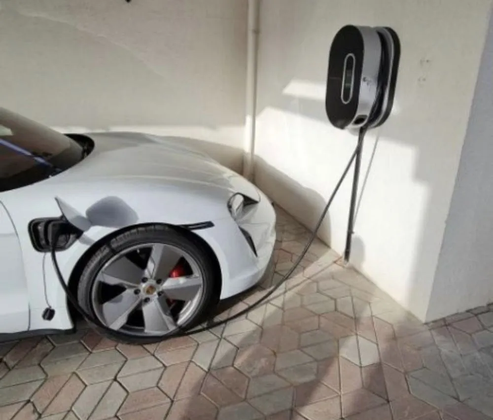 Slide of Omar Electric And Solar