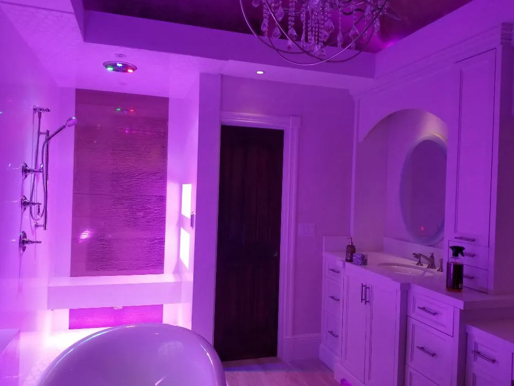 Slide of Omar Santiago Electric Company