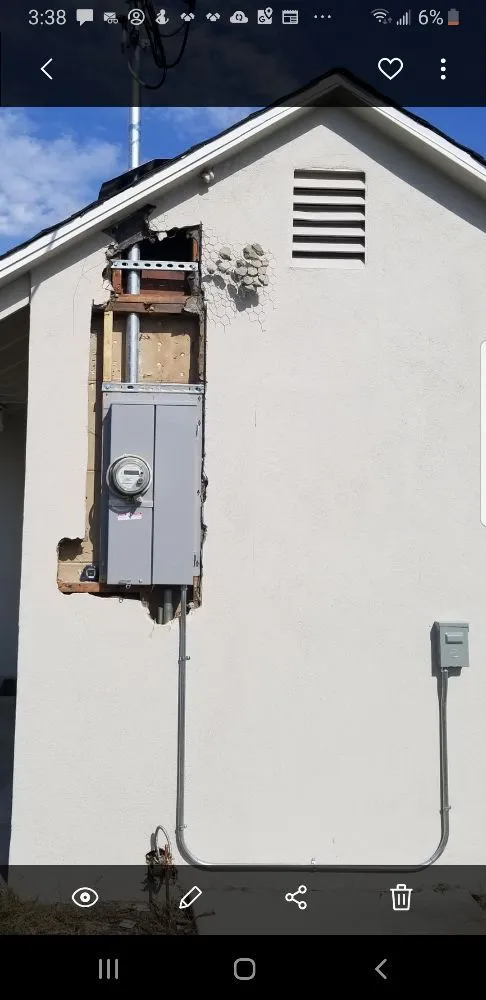 Slide of Omar Santiago Electric Company