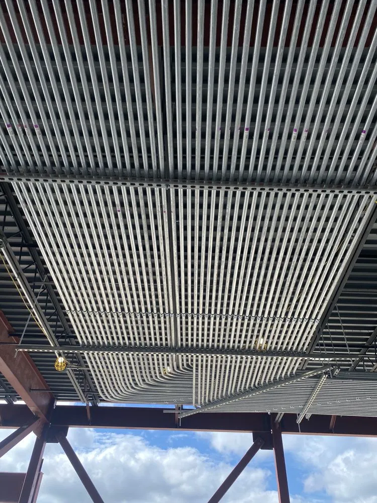 Slide of Ombligon Contractors