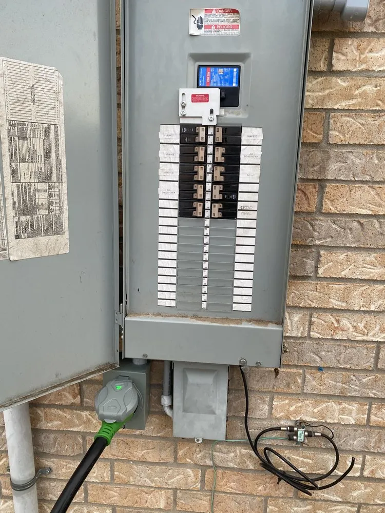 Slide of Ombligon Contractors