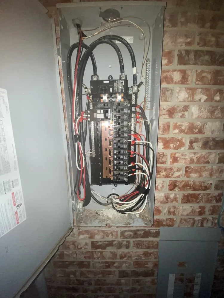 Reliable wiring installation service in ,  - Ombligon Contractors