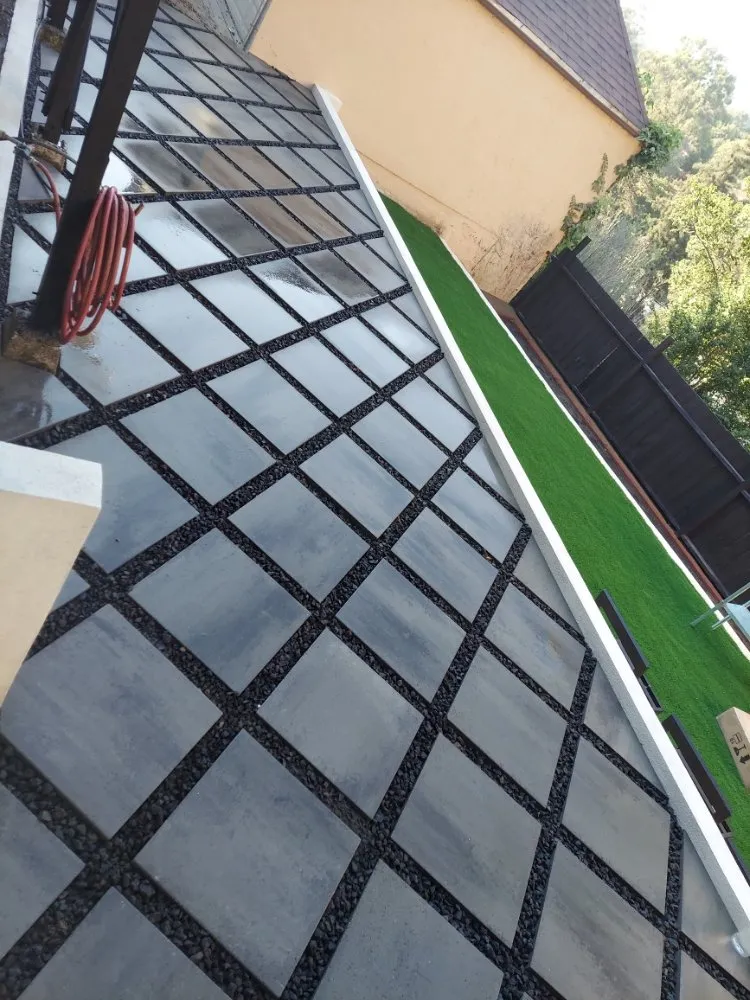 Slide of Omega Handyman