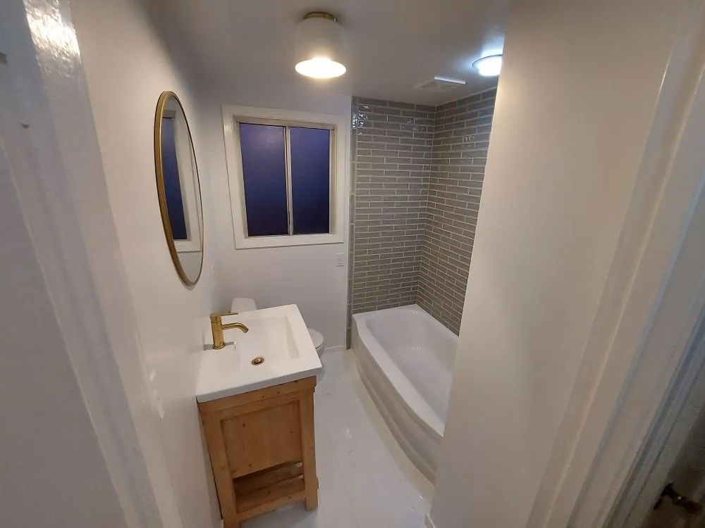 Slide of Omega Handyman