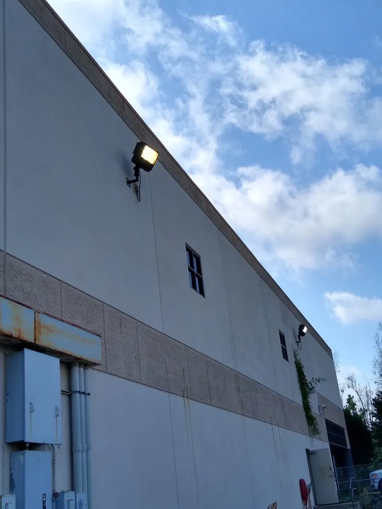 Slide of OMG Electric