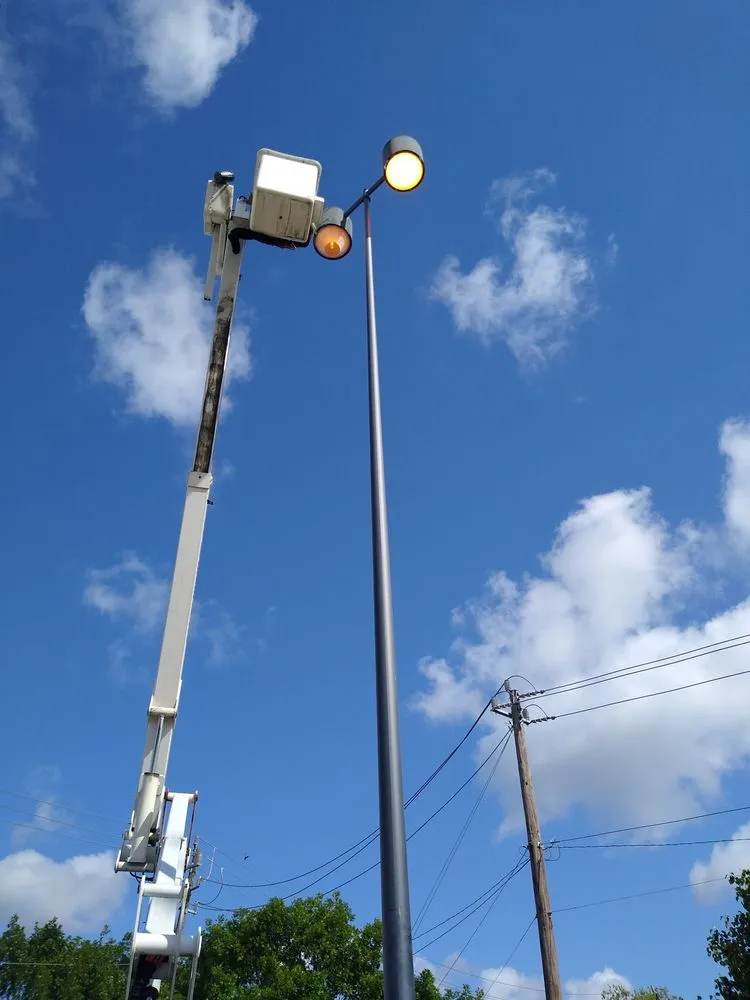 Slide of OMG Electric