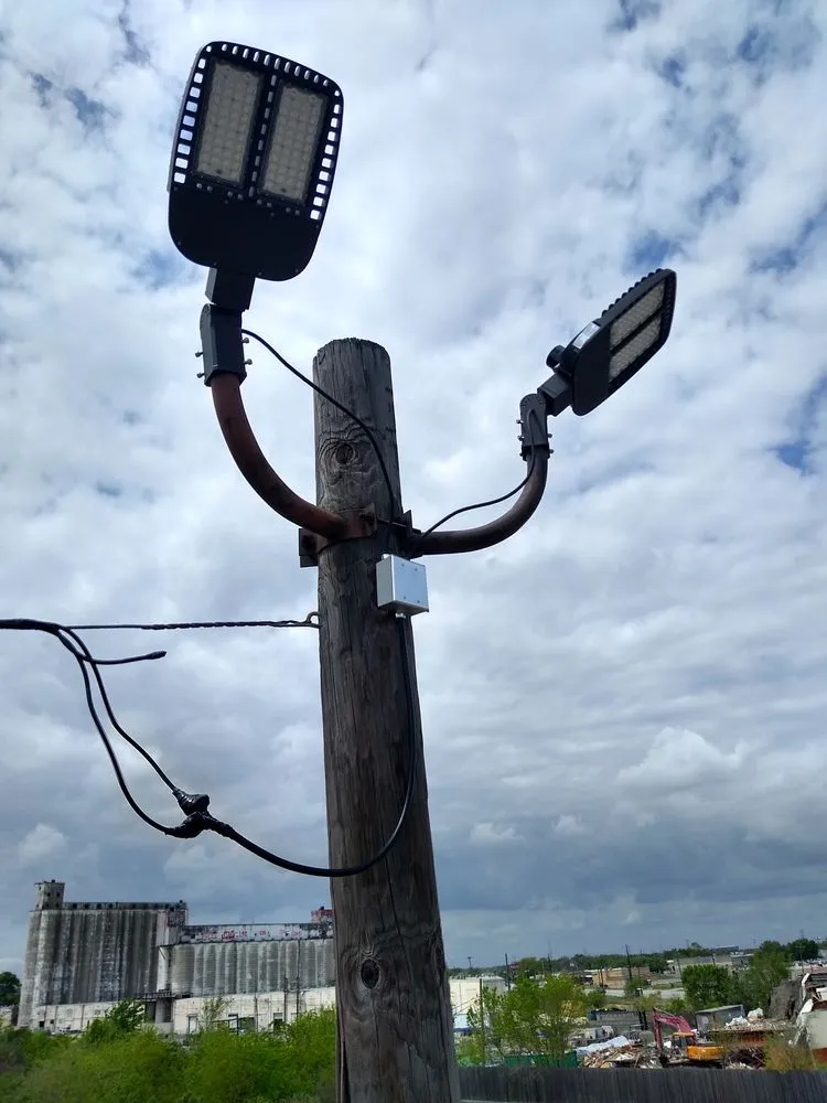 Slide of OMG Electric