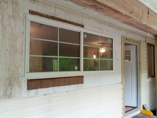 """"Omni"""" Handyman Services Logo