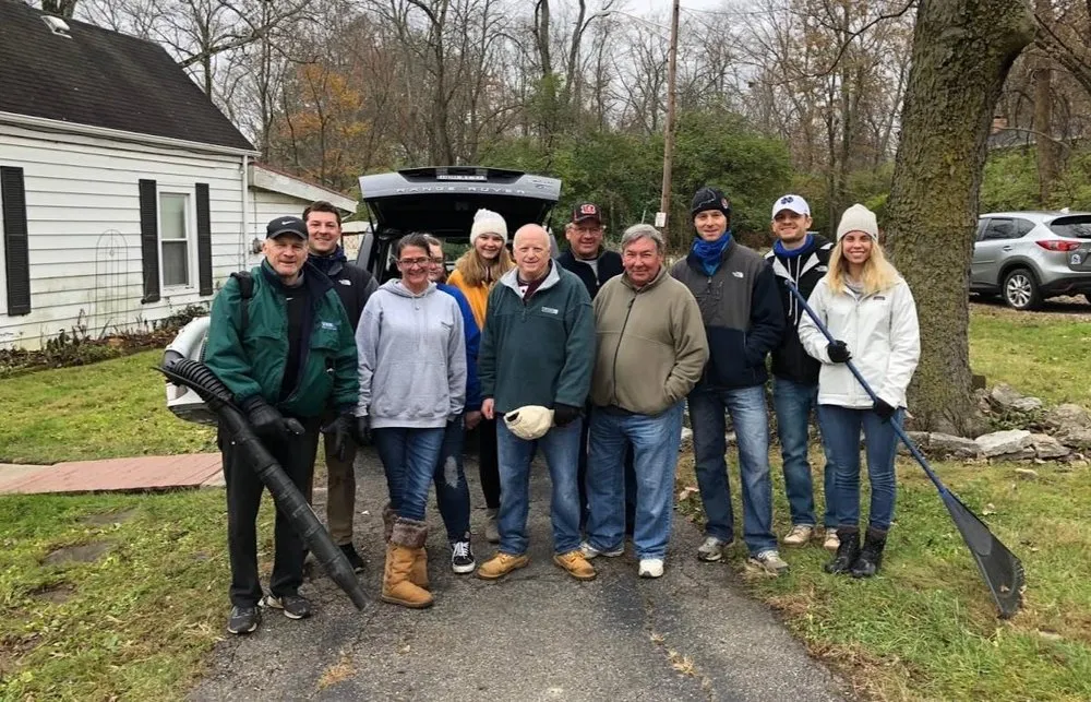 Reliable electrician providing electrical repair in , 