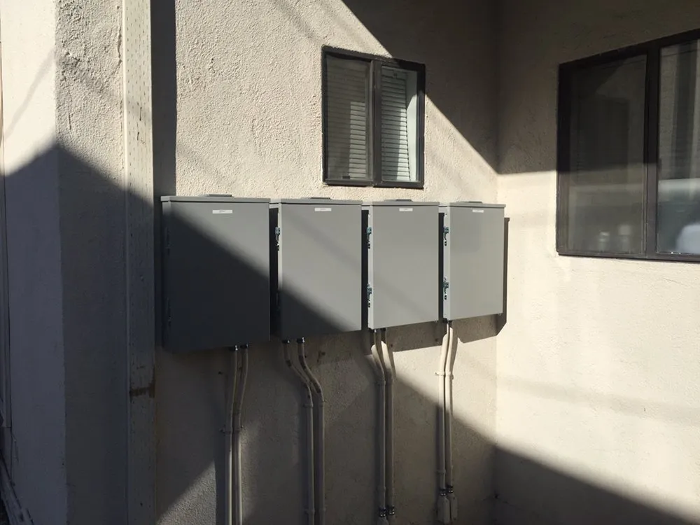 Expert electrician providing wiring installation in , 