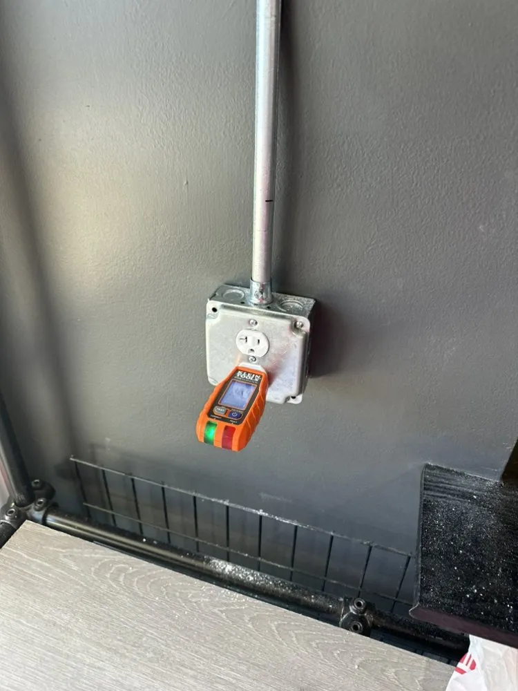 Slide of On Go Electrical