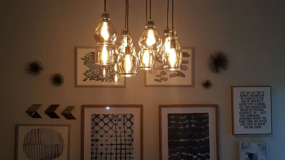 Licensed electrician providing outlet and switch repair in Tampa Bay, FL - On-Line Electric
