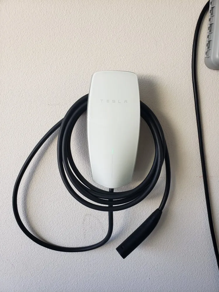 Slide of On Point Electric