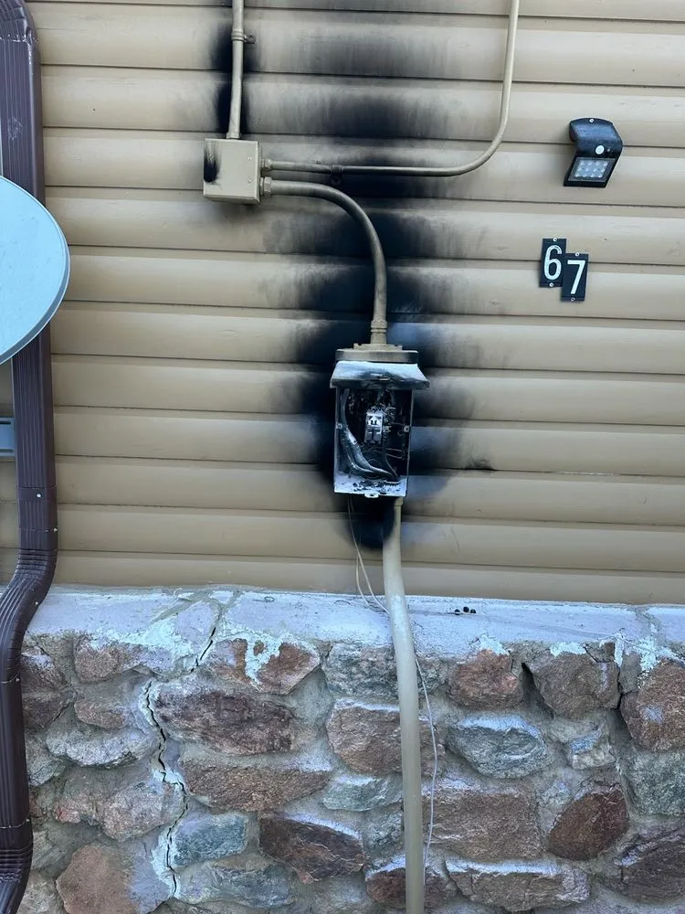 Licensed electrician providing outlet and switch repair in Bailey, CO - On the Fly Electrical