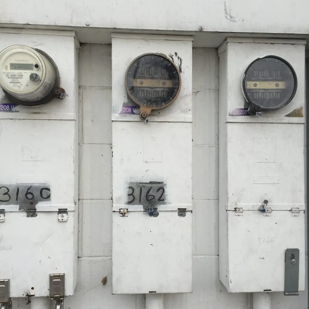 Slide of On Time Electric and Lighting