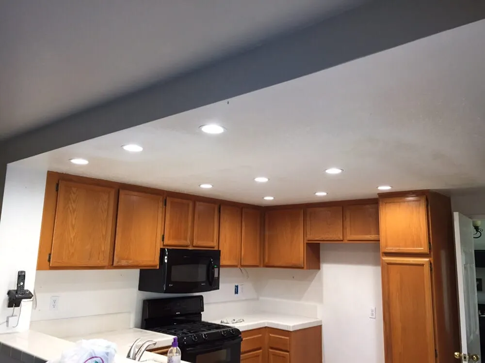 Slide of On Time Electric and Lighting