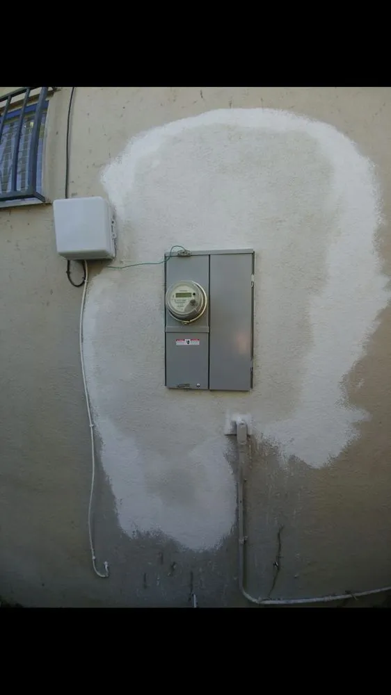 Slide of ON TOP ELECTRIC