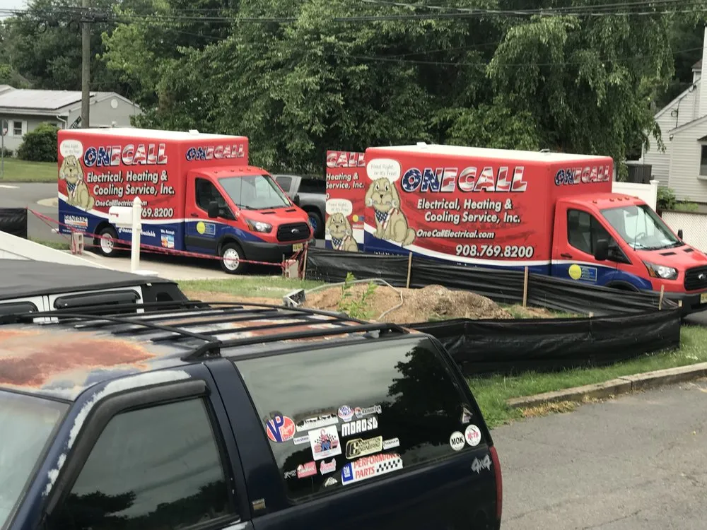 Expert electrician providing emergency electrical service in ,