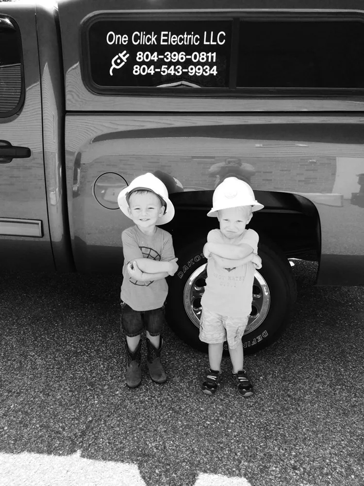 Slide of One Click Electric