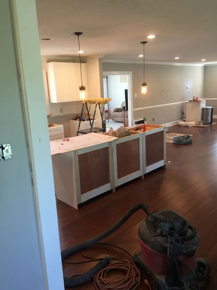 Expert circuit breaker repair in , by One Click Electric