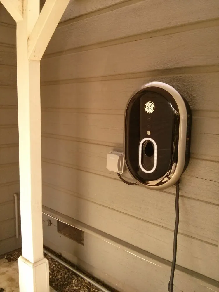 Slide of One Good Electrician