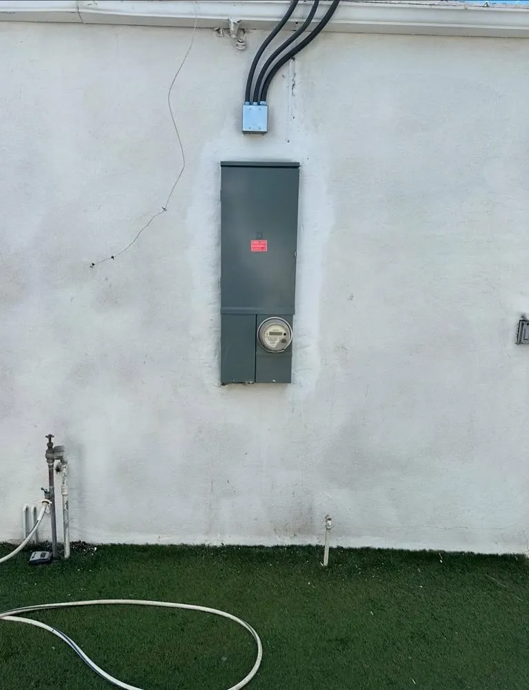 Slide of One King Electric